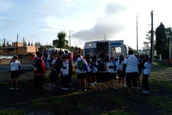 Atletas de tiro con arco de Cdmx sufren accidente de tránsito en Yauhquemehcan, Tlaxcala