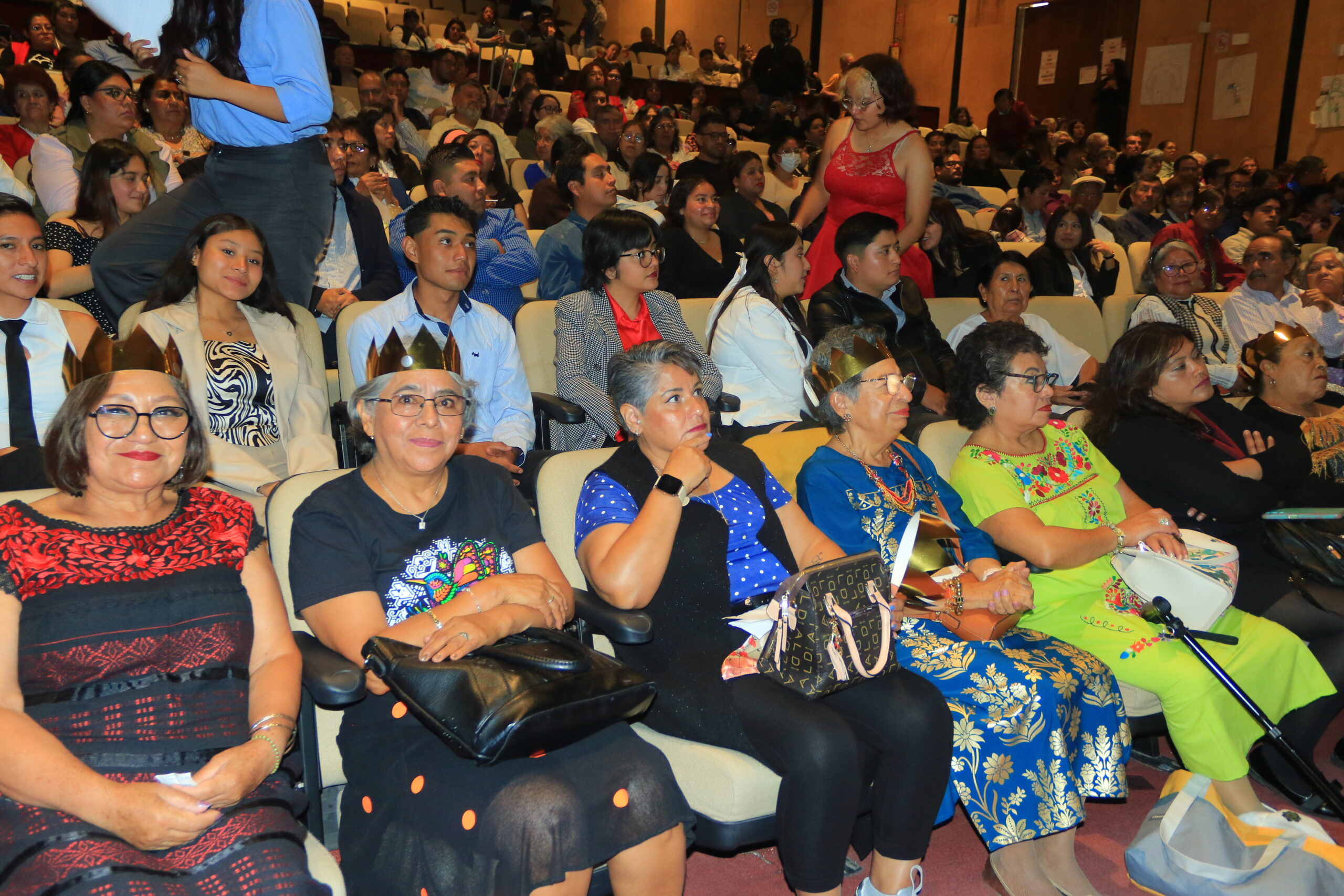 Estudiantes de Gerontología Social expusieron proyectos sobre las necesidades y problemáticas que enfrentan las personas mayores