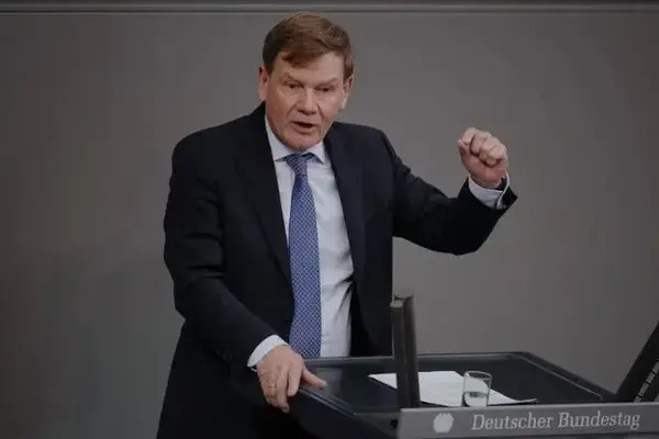 El ministro de Alemania de Exteriores hizo una visita a Kiev en una muestra de apoyo a la lucha de Ucrania para repeler la invasión rusa