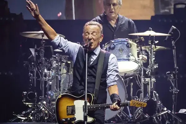 La colección de siete discos perdidos de Bruce Springsteen incluirán unos trabajos inéditos con un total de 83 temas