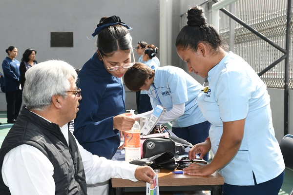 BUAP | Concientizan sobre el abuso a personas mayores