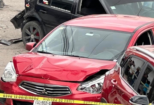 Carambola entre 4 vehículos deja seis lesionados en la Avenida Nacional, al sur de la ciudad de Puebla