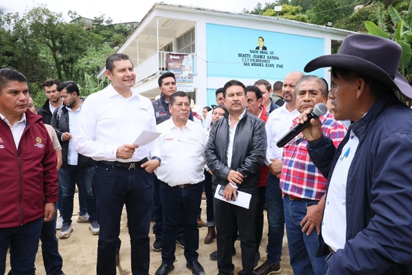 Con la Universidad Nacional Rosario Castellanos se detonará el desarrollo en Eloxochitlán, afirma Armenta