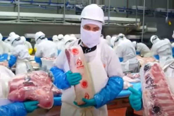 Continúa Altosano-Granjas Carroll donación de carne a casas de asistencia DIF en 2025