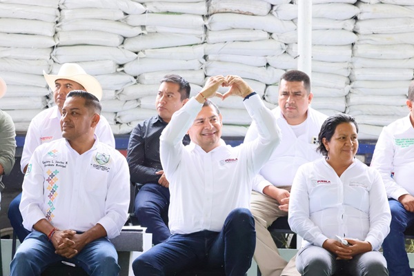 Entrega Gobierno de Puebla 20 mdp para fortalecer el campo y obra comunitaria
