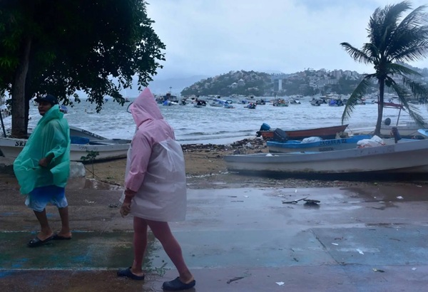 Huracán Erick deja dos muertos en Oaxaca; autoridades inician evaluación de daños en 12 municipios