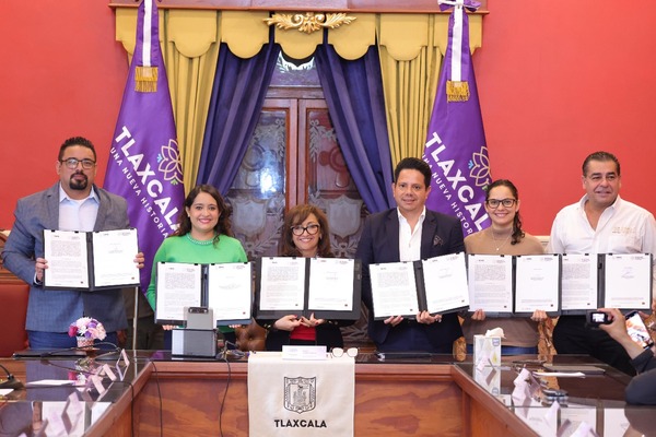 Se llevo a cabo la firma del Convenio para la Gratuidad de los Trámites Inherentes a las Actas de Nacimiento de las Personas con Discapacidad