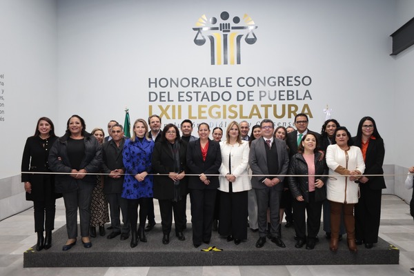 En el Congreso del Estado se llevó a cabo la inauguración de la exposición con la finalidad de fortalecer la memoria histórica