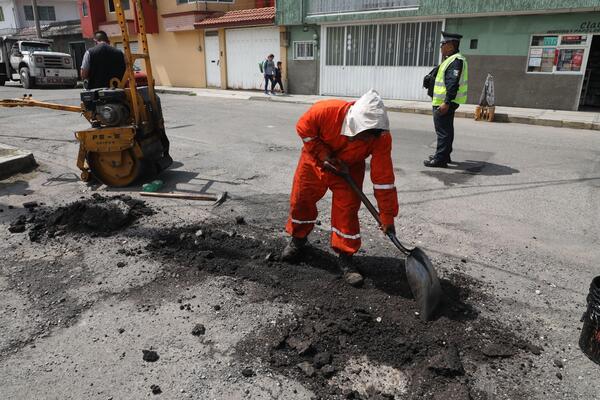 De enero a la fecha, gracias a la la Campaña Capitalina se hayan tapado un total de 77 mil 592 baches en más de 110 colonias