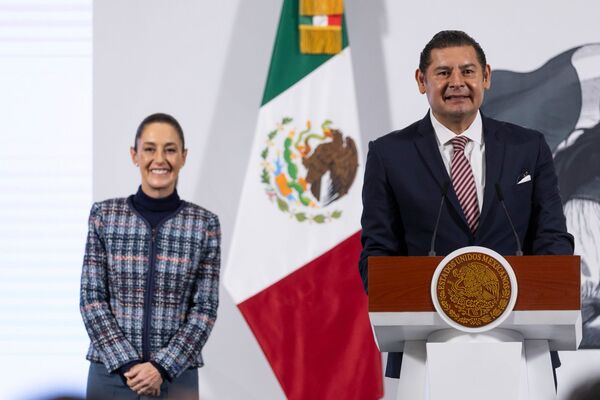 El gobernador Armenta, durante la conferencia matutina, resaltó que Puebla participa con 10 modelos de desarrollo