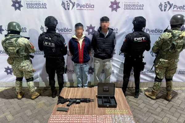 Narcomenudistas de 19 y 20 años son detenidos con 350 dosis y un arma en Bosques de San Sebastián