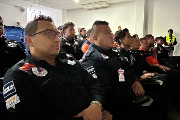 Imparte Ayuntamiento de Puebla Taller de Seguridad Vial a personal de la Dirección Municipal de Protección Civil