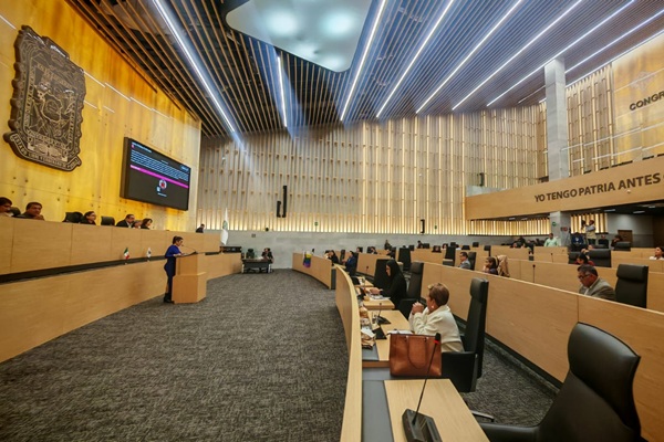 Impulsan en Congreso de Puebla exhorto para garantizar asientos a personas con discapacidad en transporte público