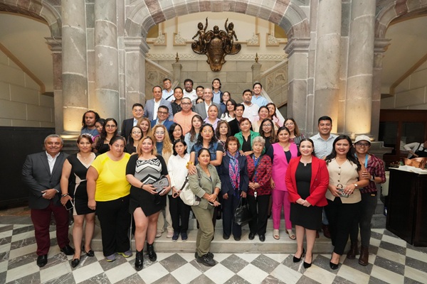 Pepe Chedraui reconoce labor de los medios de comunicación e inaugura Sala de Prensa en el Palacio Municipal
