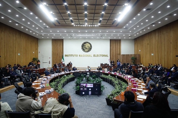 Por no alcanzar promedio mínimo, INE anula elección de 37 magistraturas