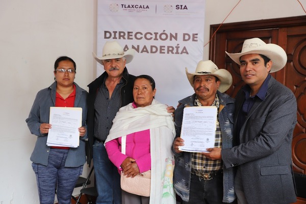 El titular de la SIA dio a conocer que las mujeres y hombres de los sectores pecuario y agropecuario recibieron apoyos como semovientes