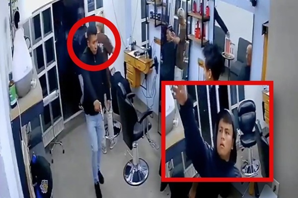 Sujetos armados asaltan barbería y haircut El Bully de Momoxpan; roban camioneta