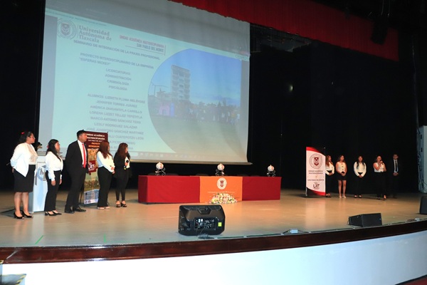 UATx | Exponen estudiantes proyectos vinculados a la resolución de problemáticas sociales