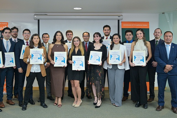 UDLAP | La ANFEI reconoció a los mejores egresados de la Escuela de Ingeniería