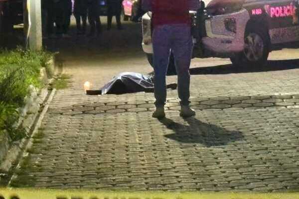 Paramédicos llegaron a Cacalotepec y revisaron al hombre pero ya había fallecido, la policía de San Andrés Cholula, acordonó la escena