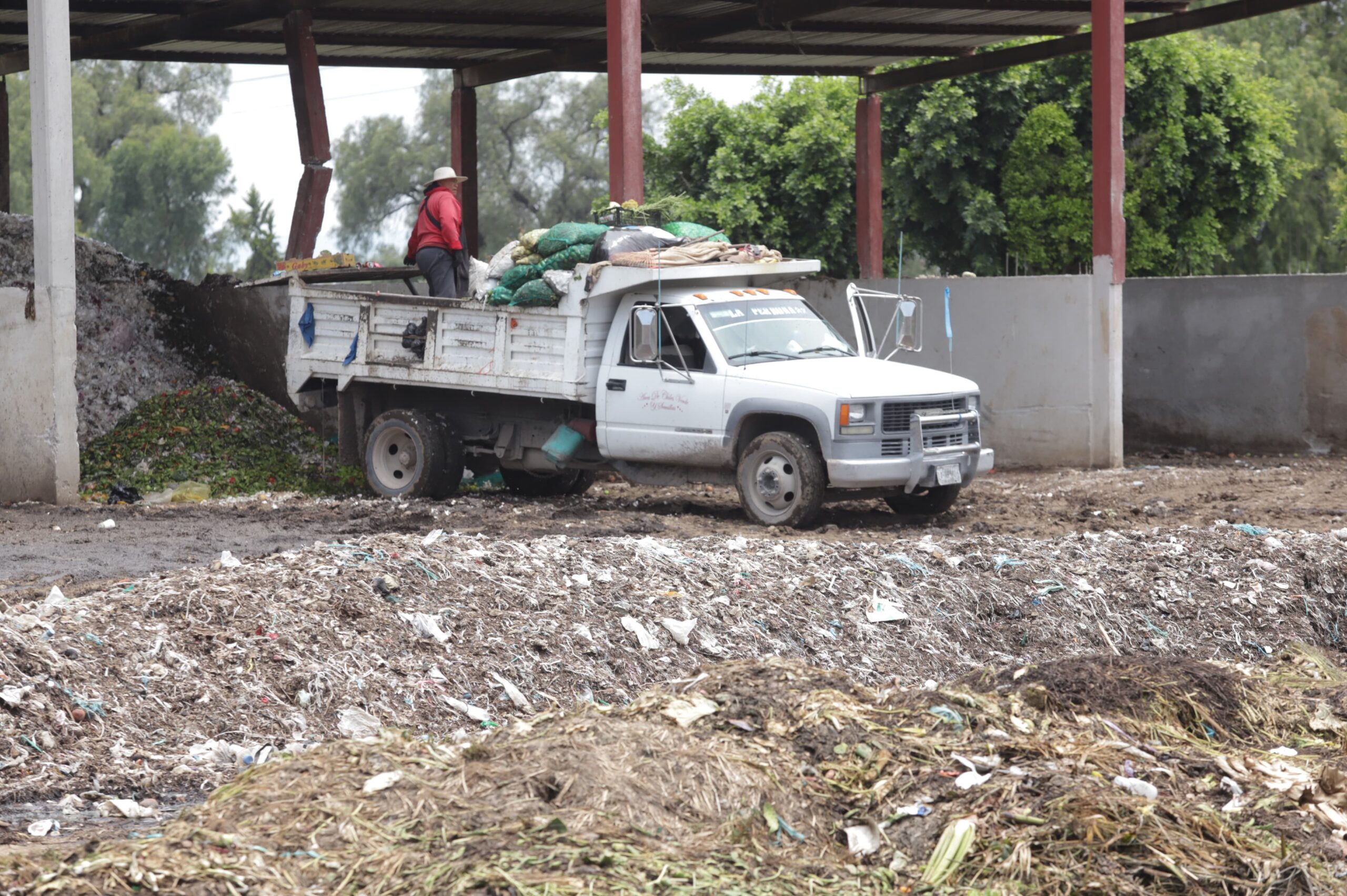 Armenta instruyó a su equipo a iniciar trabajos técnicos y de planeación para consolidar la infraestructura de la planta en Huixcolotla
