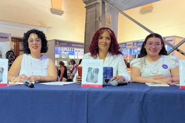 Presentan libro 'El Secuestro Legal: La historia de madres poblanas contra la violencia vicaria'