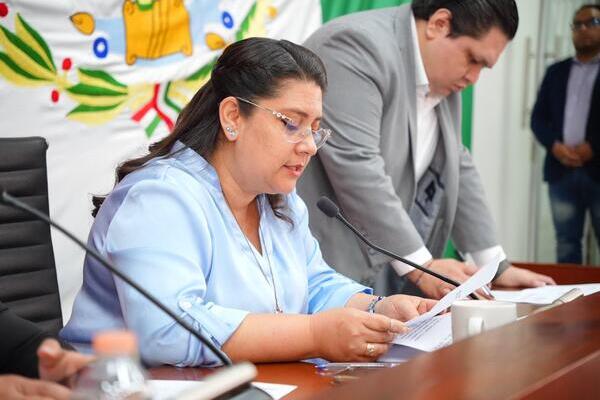Mediante un oficio, la legisladora Soraya Noemi Bocardo informó su renuncia a la afiliación y militancia en el Partido Verde Ecologista
