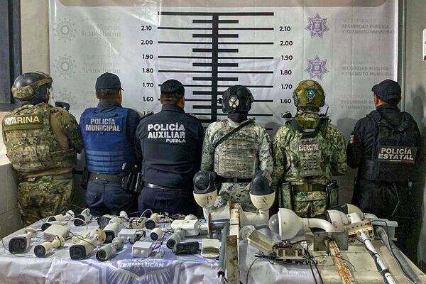 Estás cámaras se encontraban colocados de manera ilegal en árboles y postes de energía eléctrica de dos juntas auxiliares de Texmelucan