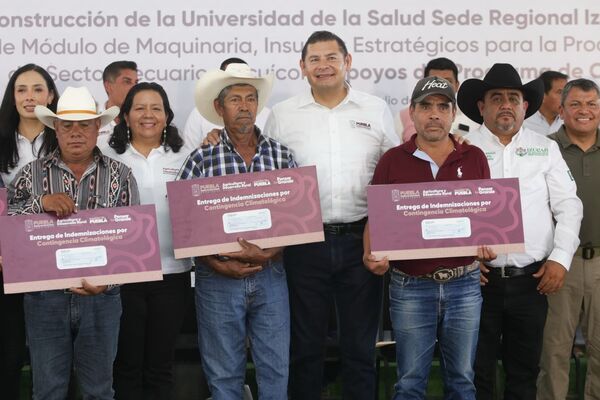 En Izúcar, el gobernador Armenta encabezó esta entrega de “Seguridad para el Bienestar”, que impulsa la transformación del campo poblano