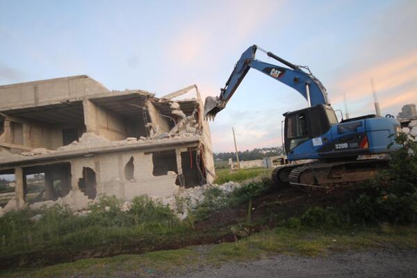Fueron retiradas obras irregulares realizadas en “La Covadonga” pertenecientes a la Fundación Julita y Antonio, se recuperaron 8 hectáreas