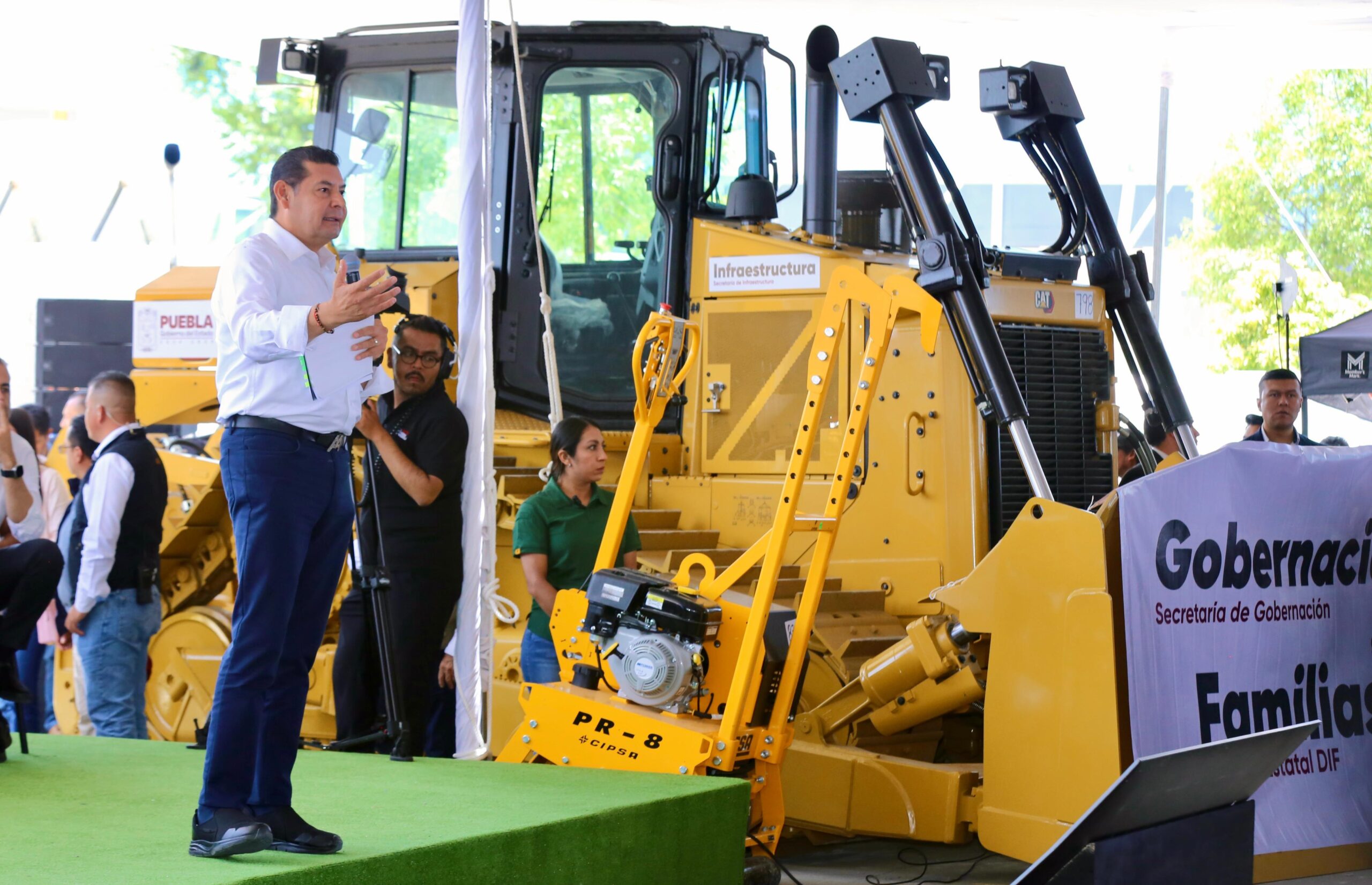 El Escuadrón de Seguridad Comunitaria, integrado por 14 módulos de maquinaria, iniciará con trabajos de rehabilitación de la Recta a Cholula