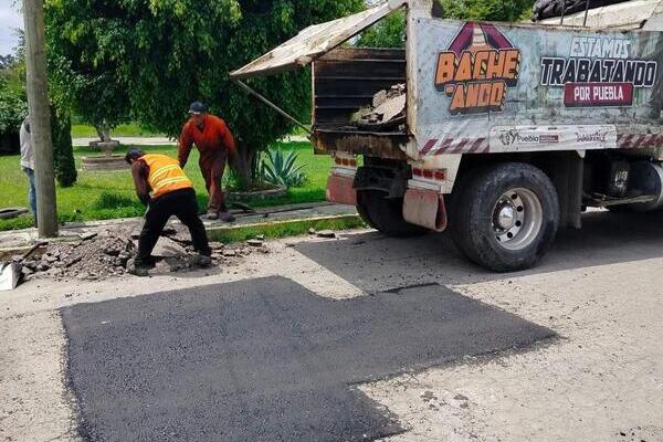 Como resultado de la Campaña Capitalina Bacheando Puebla, el Gobierno de la Ciudad de enero a la fecha, ha tapado más de 90 mil baches