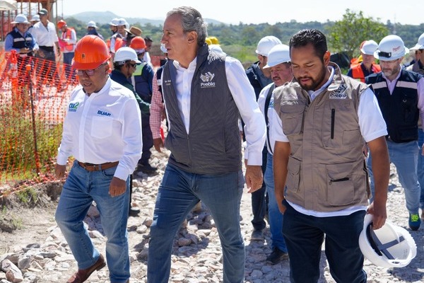 David Aysa informó que por el nuevo Bachillerato Tecnológico de la BUAP, se intervienen un total de 5 mil 227 metros cuadrados