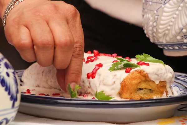 Invitan a la expo venta de Chiles en Nogada en San Nicolás de los Ranchos, el 26 y 27 de julio