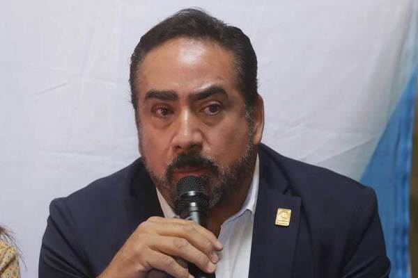 Micalco dejó ver que la relación entre PRI y PAN no debe dañarse en una carrera para conocer quién se desempeña mejor como oposición