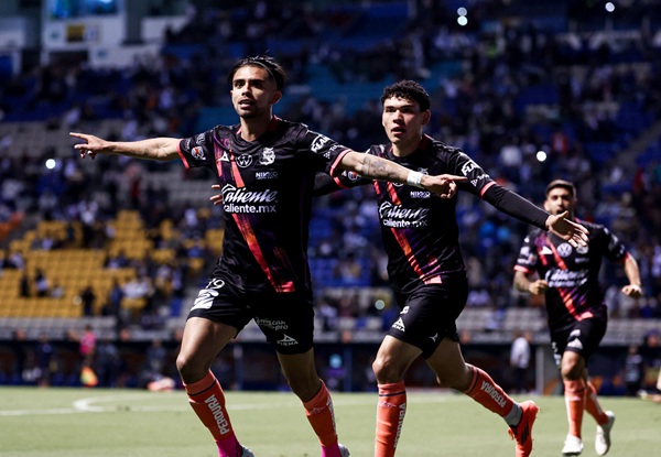 Puebla vence a Santos Laguna en el Estadio Cuauhtémoc