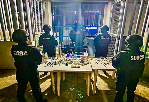 SSP Puebla realiza por segundo día consecutivo operativo en Penal de San Miguel; decomisaron teléfonos y drogas