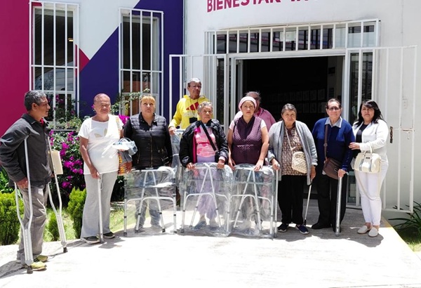 Secretaría de Bienestar Tlaxcala reparte 250 ayudas funcionales