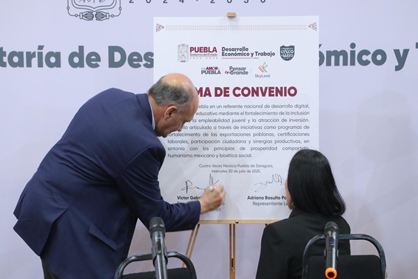 Secretaría de Desarrollo Económico y Trabajo firma convenio para implementar Ecosistema Puebla Digital