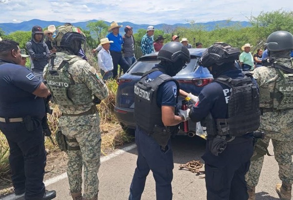 Secuestran a pareja de comerciantes en Chiautla de Tapia
