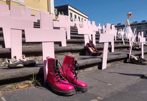 Señor, señora, no sea indiferente