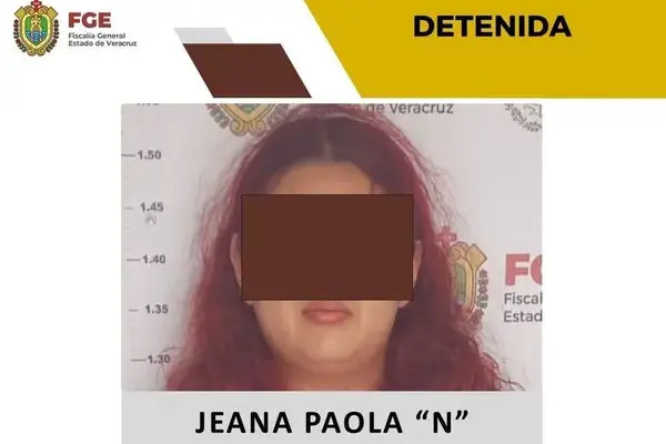 La Fiscalía de Veracruz señaló que se trata de Jeana Paola “N”, quien presuntamente pertenece a la célula delictiva que perpetró el delito