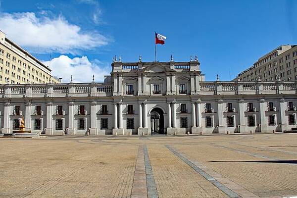 La cumbre se llevará a cabo en el Palacio de la Moneda de Chile y tendrá como objetivo delinear las vías para “fortalecer la democracia”