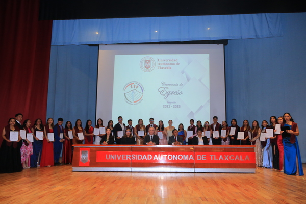 Celebraron la ceremonia de entrega de constancias a 32 egresados de la Licenciatura en Nutrición del campus San Pablo del Monte