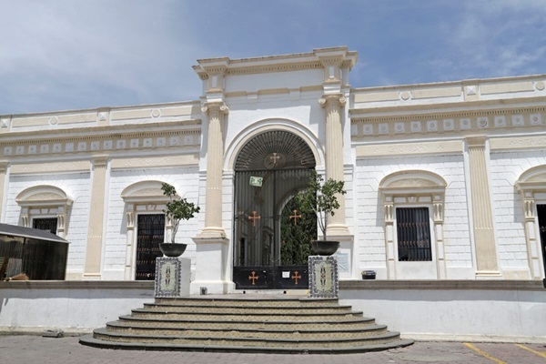 Acusan cobro de exhumaciones en Panteón La Piedad a familias que han encontrado