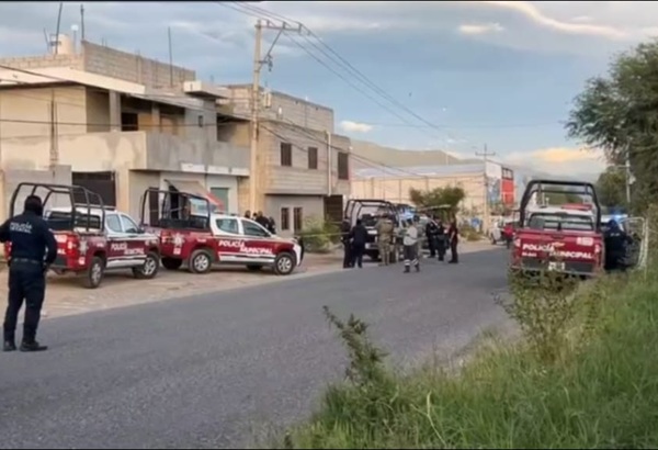 Ataque armado deja una mujer muerta en la carretera Tehuacán-Teotitlán, a la altura de San diego Chalma