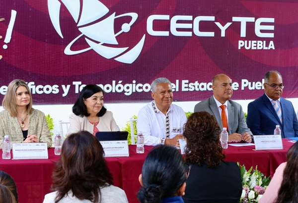 CECYTE Puebla y empresas suman esfuerzos, impulsan educación
