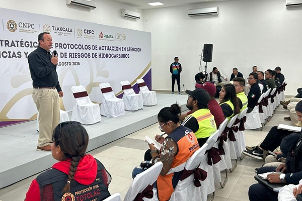 Capacitan a policía y elementos de protección civil municipales en manejo de riesgos por hidrocarburos
