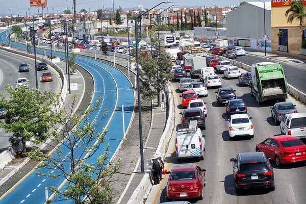 El funcionario mencionó que ocurren de 5 a 6 accidentes simultáneos en horas pico, sobre todo por la mañana y las noches