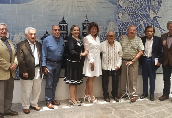 Con mano firme Mirna Toxqui levantó del suelo a la UTH